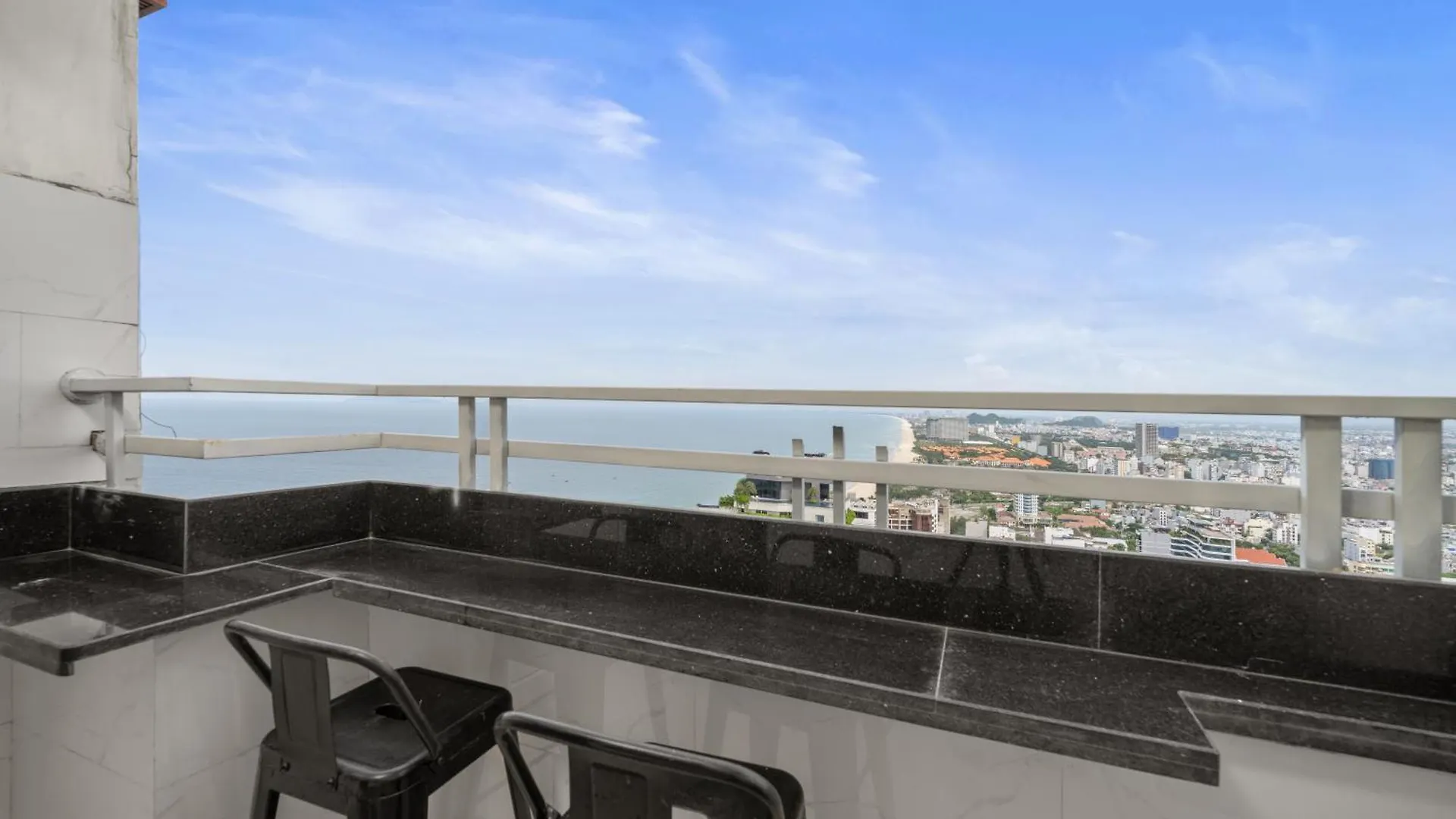 Can Ho Mt - Sea Apartment Da Nang 0*,  Vietnam